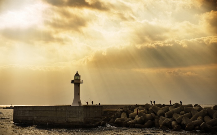 Lighthouses 10 (30 wallpapers)